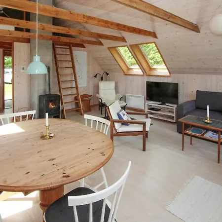 1 Bedroom Gorgeous Home In Samso * Samsø
