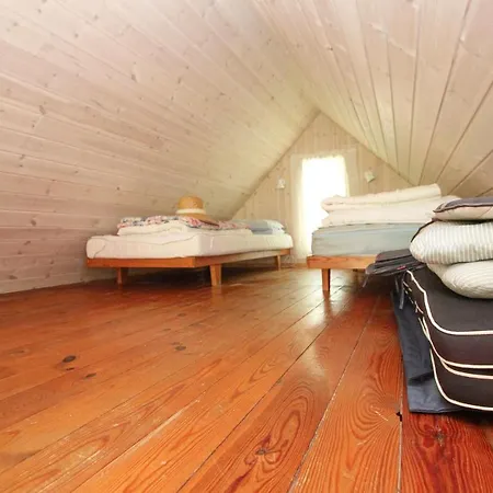 1 Bedroom Gorgeous Home In Samso *